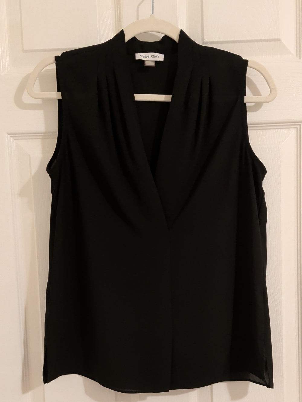 Calvin Klein Black V-Neck Sleeveless Camisole